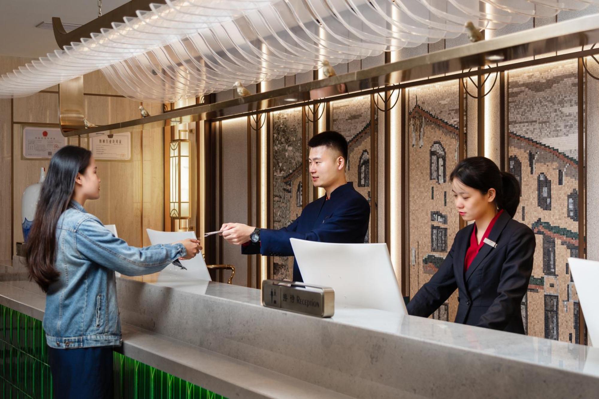 Guangzhou Wogo Yuanbao Hotel-Zhujiang New Town-Free Canton Fair Shuttle Bus & Overseas Buyer Registration Services Exterior foto